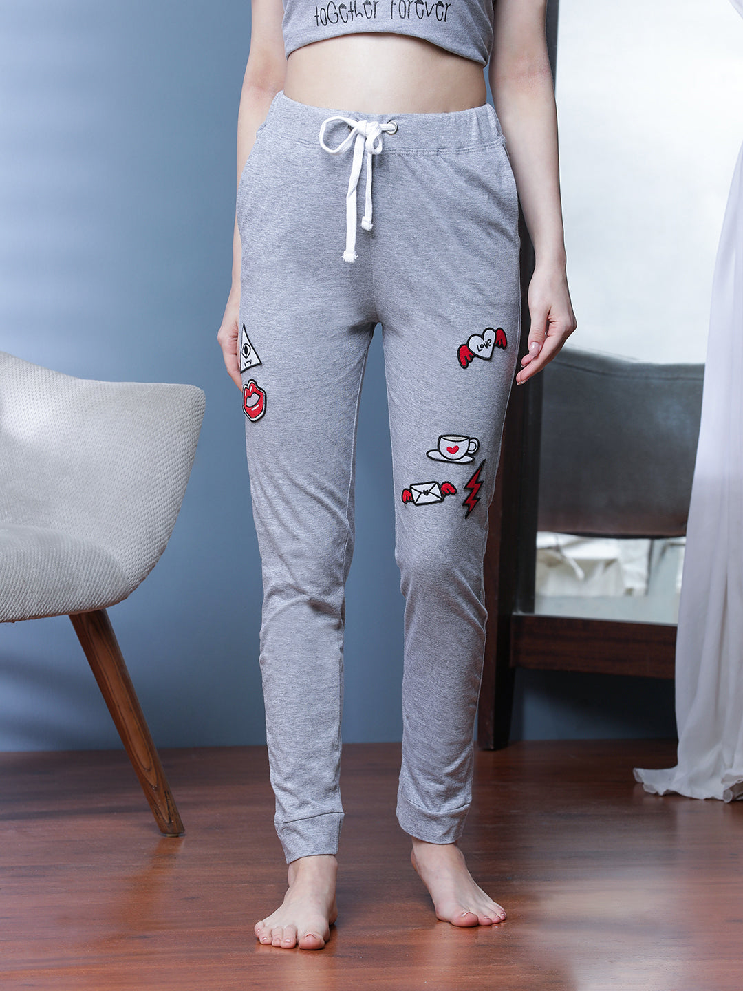 Women Solid Comfort Fit Mid-Rise Applique Lounge Joggers