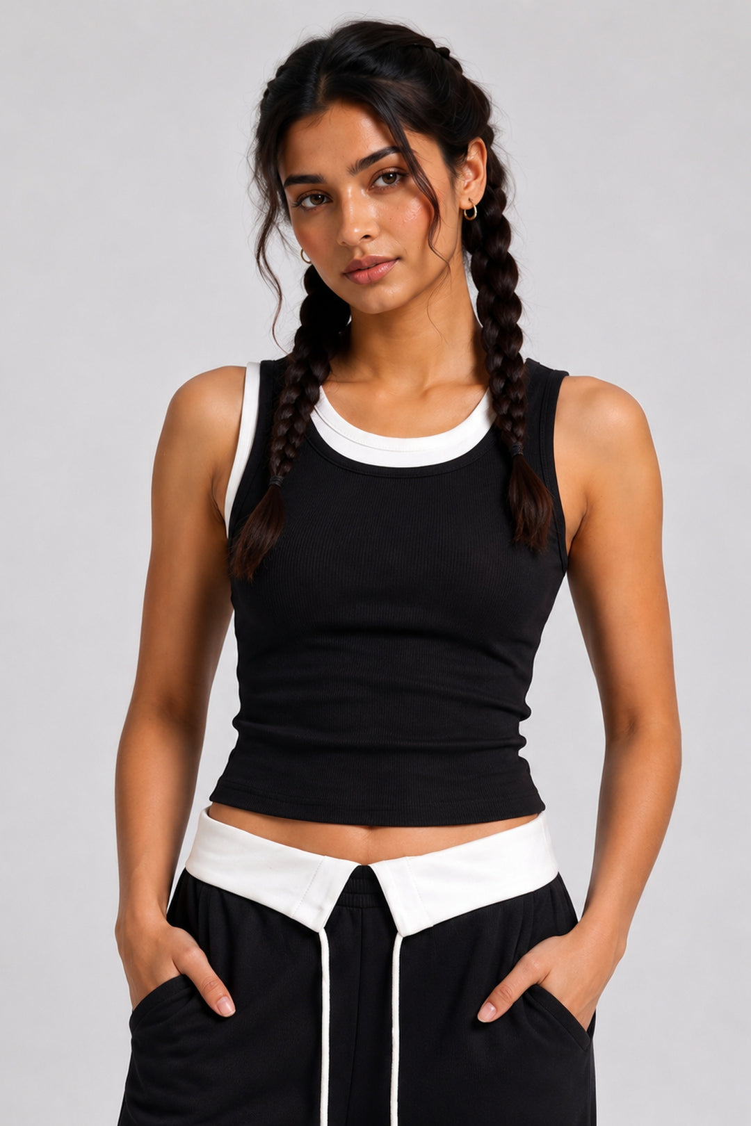 The Dream & Dare Colony Black Utility Set