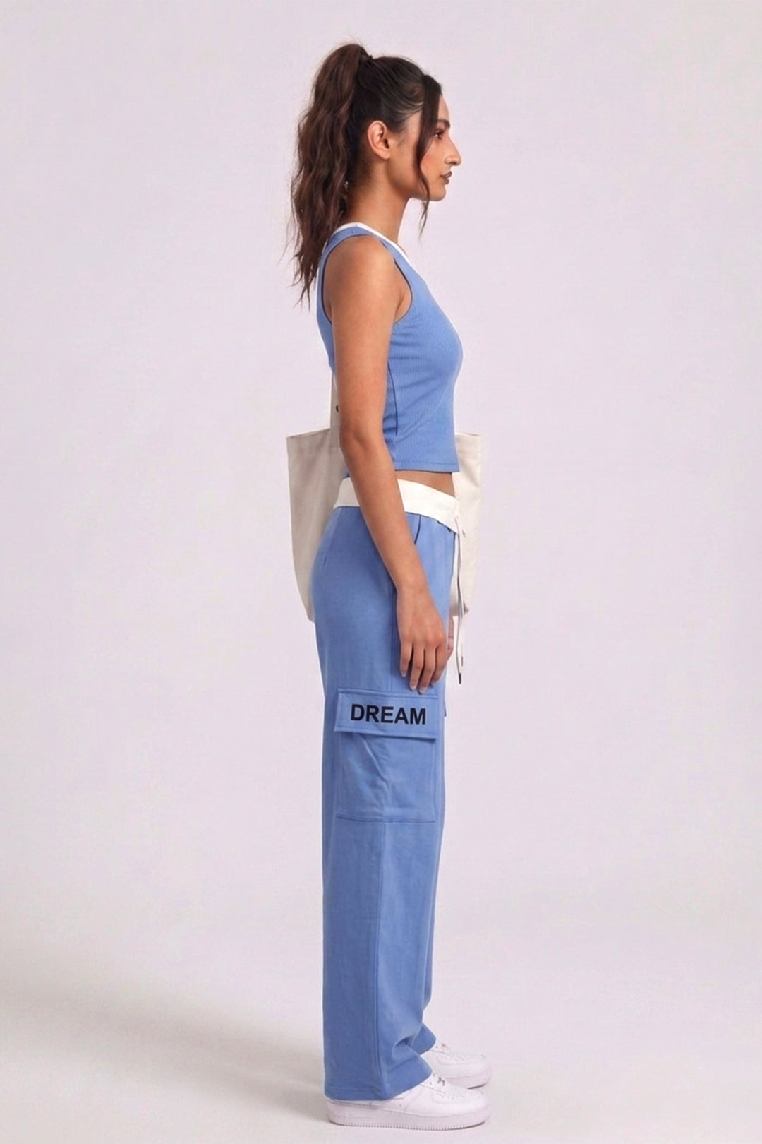 The Dream & Dare Colony Blue Utility Set