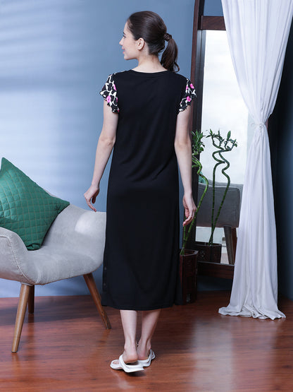 Hearts and Kisses Midi Dress Made of 100% sustainable viscose in Livaeco